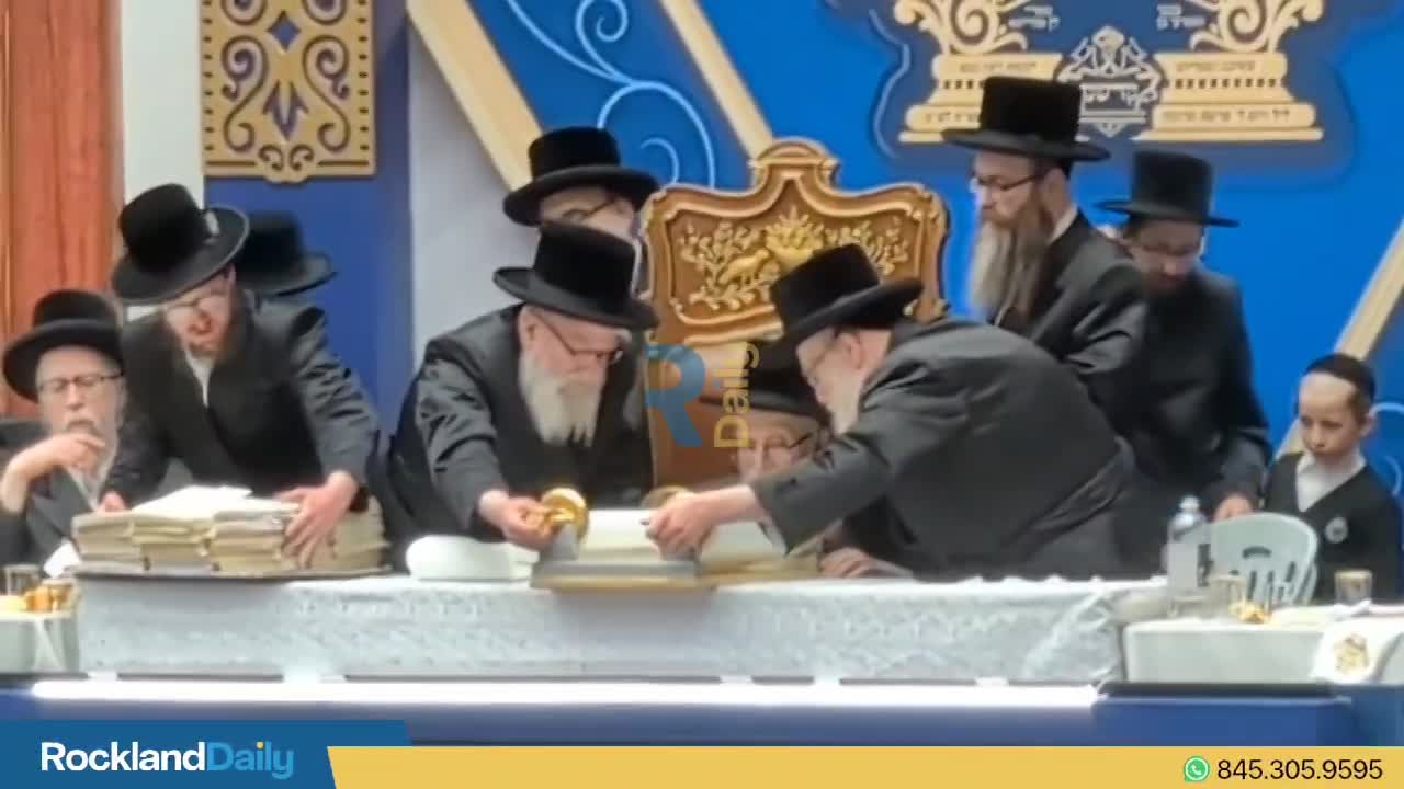 REFRESH* LIVE UPDATES: Historic Skver Hachnusas Sefer Torah